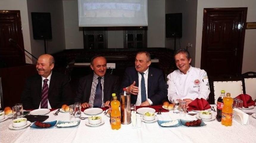 Bolulular B&uuml;y&uuml;kşehir İ&ccedil;in Seferber Oldu