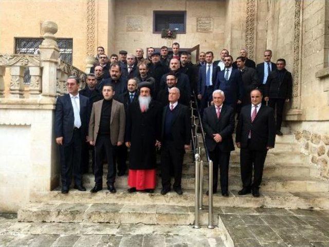 Midyat’Taki Süryaniler 'yaldo Bayramı'nı Kutladı