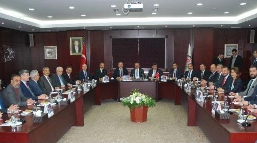 Tobb Başkanı Hisarcıklıoğlu, Gto Y&ouml;netimine &ldquo;hayırlı Olsun&rdquo; Ziyaretinde Bulundu