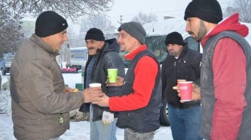 Ereğli&rsquo;de Pazar Esnafına &Ccedil;orba İkramı