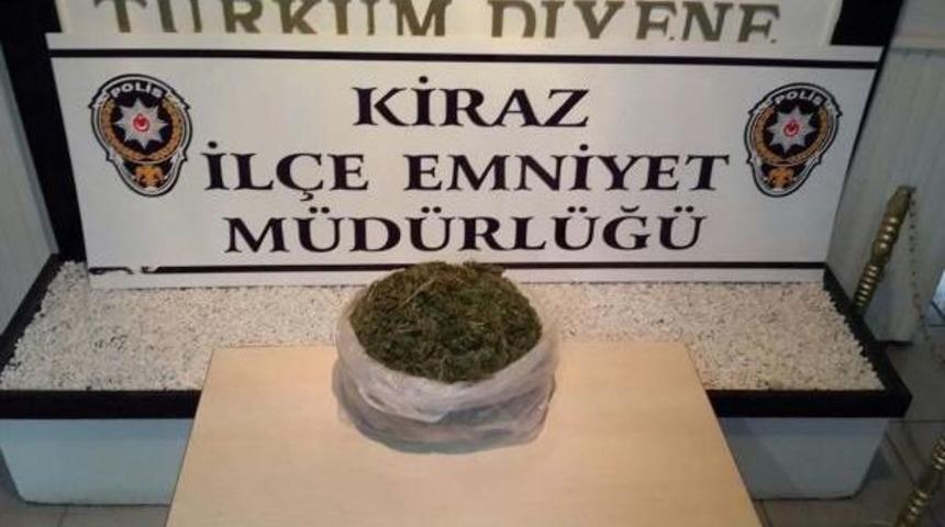 Kiraz'da 2 Kilo Esrar Ele Ge&ccedil;irildi