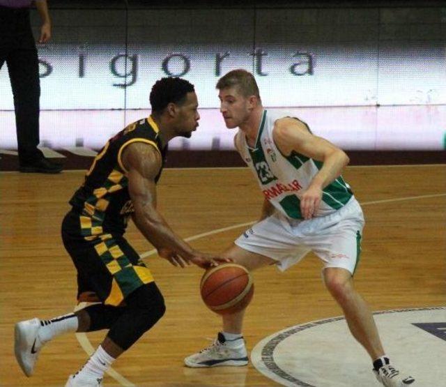 Bursaspor Durmazlar-İzmir Gelişim Koleji: 90-72