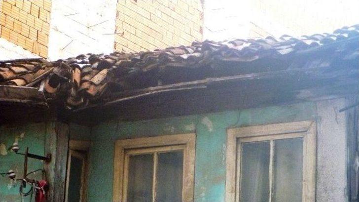 Bilecik’te Metruk Ev Tehlike Saçıyor G1