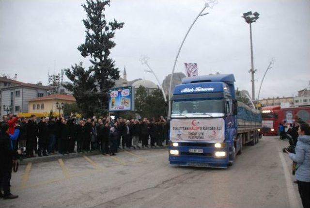 Tokat’tan Halep’e 11 Tır Yardım Malzemesi Gönderildi