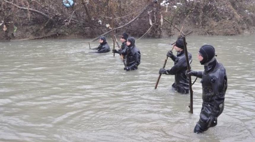 Kaybolan Avcı 335 G&uuml;nd&uuml;r Bulunamıyor