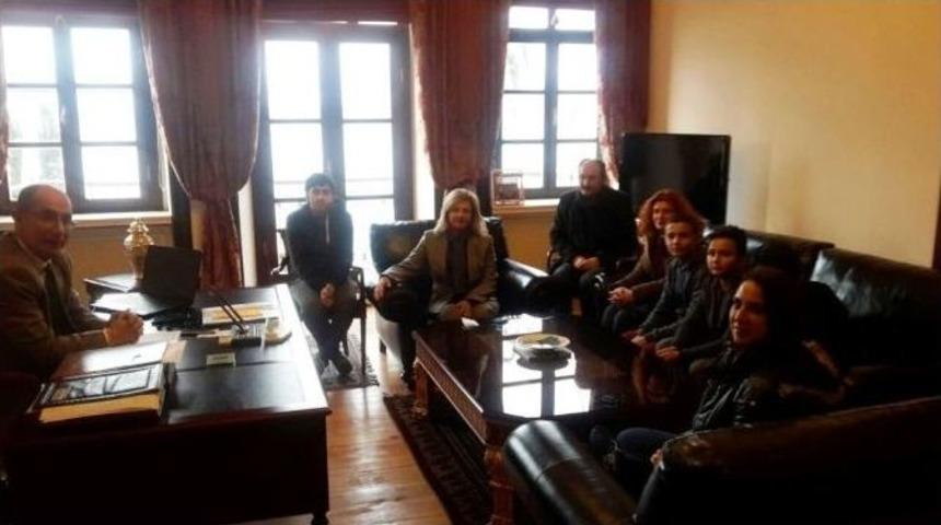 &Ccedil;ocuk Meclisi Kaymakam Nazlı İle Buluştu