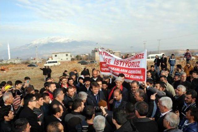 22 Yıl Önce Temeli Atılan Okulun Tamamlanmasını Için Eylem Yaptılar