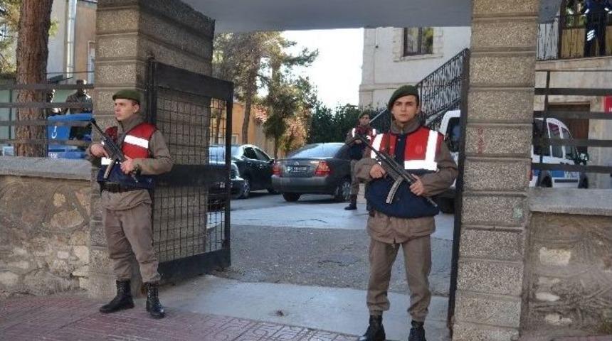 Demirci&rsquo;deki Cinsel İstismar Davasında 1 Kişi Tutuklandı