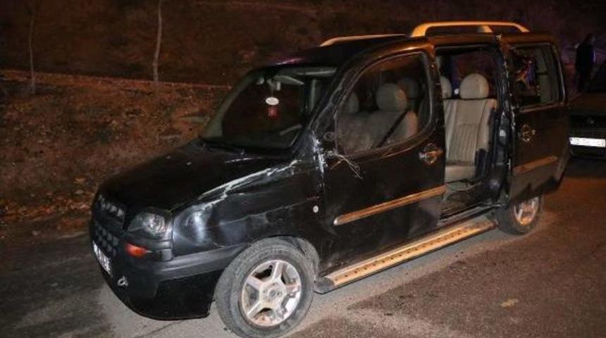 Adıyaman'da Kaza: 1 &Ouml;l&uuml;, 2 Yaralı