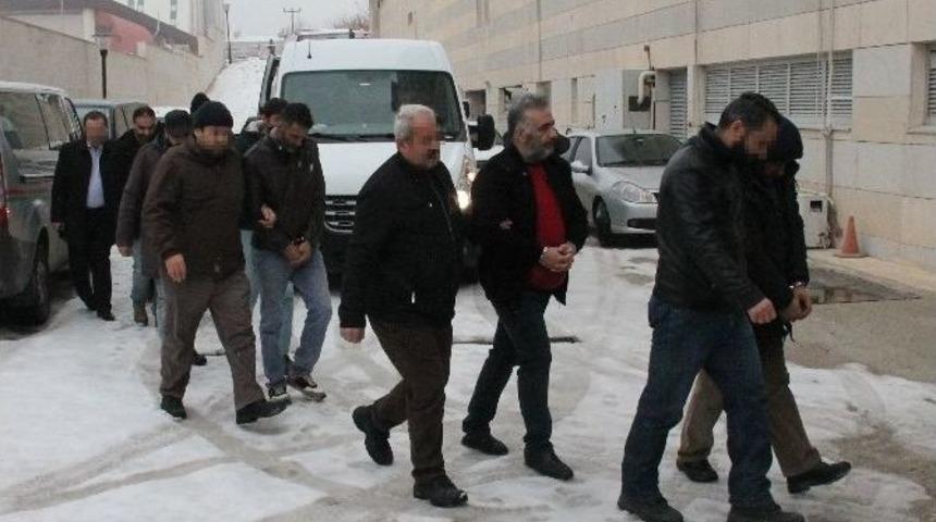 Elazığ&rsquo;da Pkk Soruşturmasında 12 Ş&uuml;pheli Adliyeye Sevk Edildi