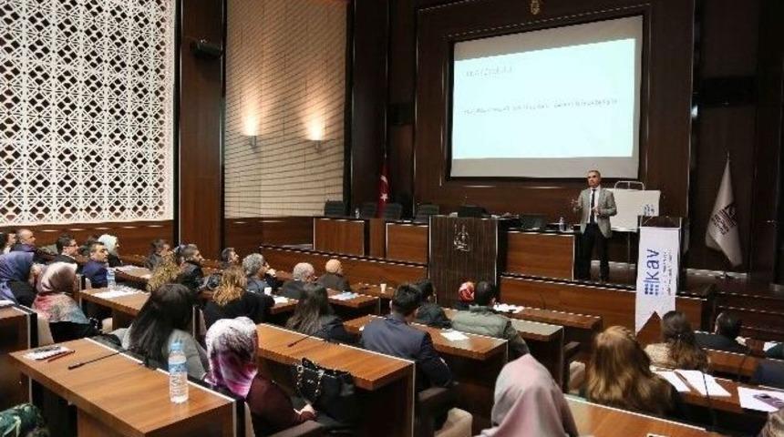 Ke&ccedil;i&ouml;ren Belediyesi&rsquo;nden Personele Eğitim