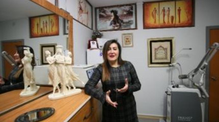 İp Askı Tekniğiyle Y&uuml;zler G&uuml;l&uuml;yor