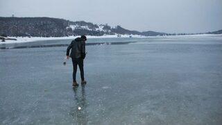 Tokat’ta Gölet Buz Tuttu