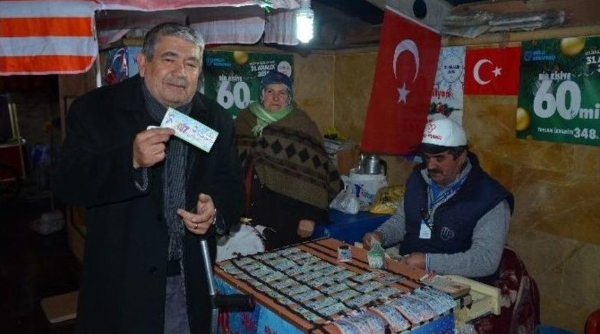 B&uuml;y&uuml;k &Ccedil;ekilişe G&uuml;nler Kala Milli Piyango Biletlerine Yoğun İlgi