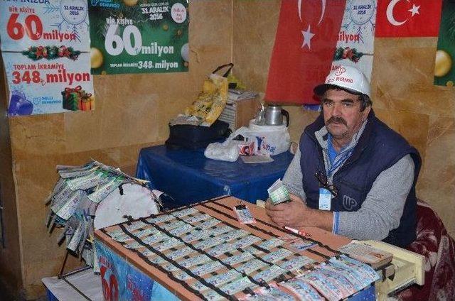 Büyük Çekilişe Günler Kala Milli Piyango Biletlerine Yoğun İlgi