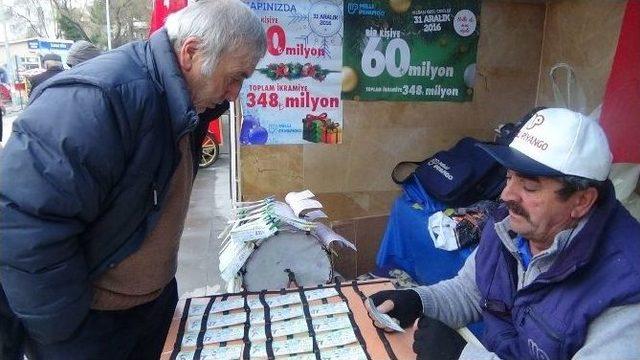 Büyük Çekilişe Günler Kala Milli Piyango Biletlerine Yoğun İlgi