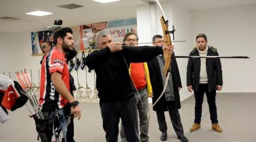 Kayseri B&uuml;y&uuml;kşehir Belediye Başkanı &Ccedil;elik, Ok&ccedil;uluk Tesisinin A&ccedil;ılışını Yaptı