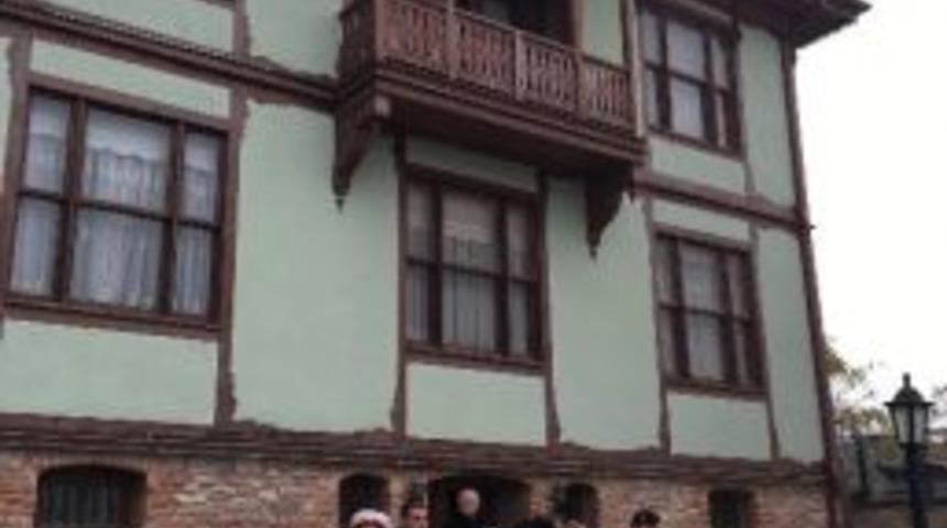 T&uuml;rkiye Sirki, İzmit&rsquo;e Hayran Kaldı