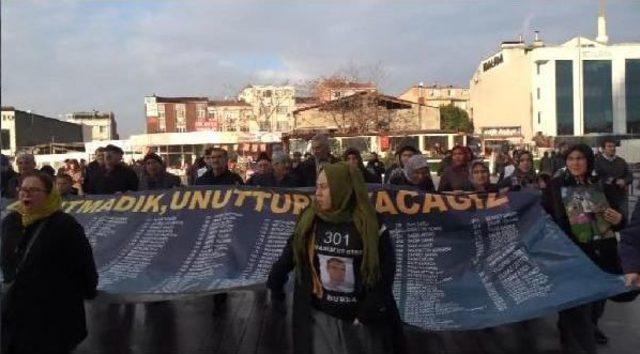 Madenci Ailelerden Adliye Önünde Açıklama