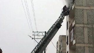 Şanlıurfa'da Yangında Mahsur Kalan 5 Kişi Kurtarıldı