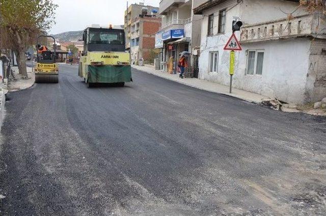 Milas’ta Asfalt Çalışmalarına Hız Verildi