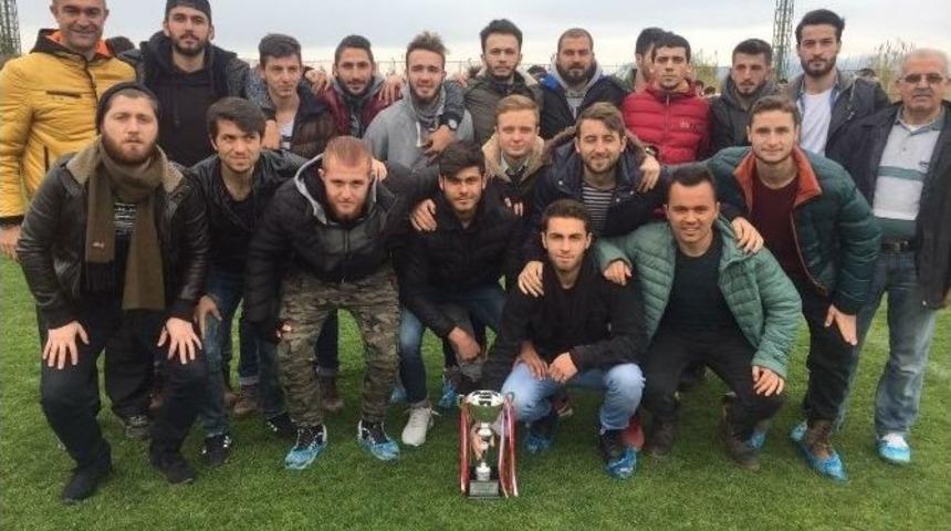 Bilecik Şeyh Edebali Üniversitesi Futbol Takımı Antalya’da İkinci Oldu