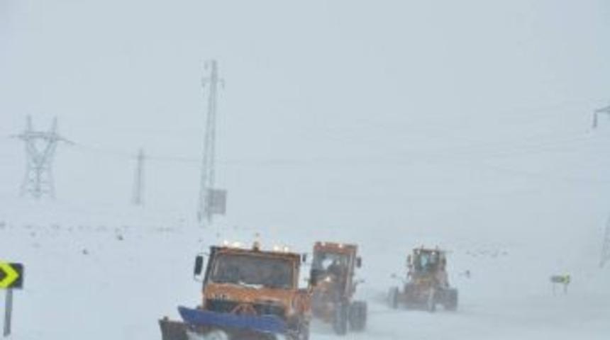 Kars’ta 22 Köy Yolu Ulaşıma Kapalı