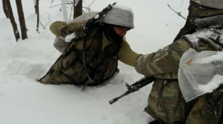 Bitlis Tatvan'da Pkk'ya Y&ouml;nelik Operasyon