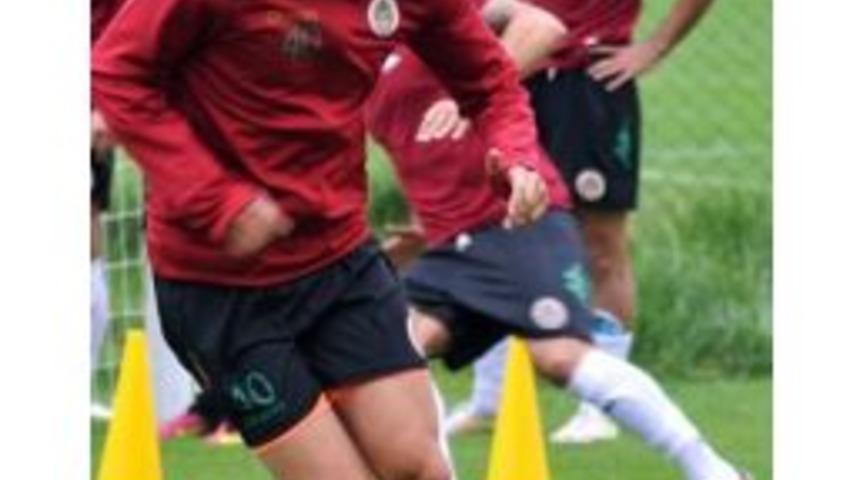 Evkur Yeni Malatyaspor&rsquo;dan Savunmaya Takviye