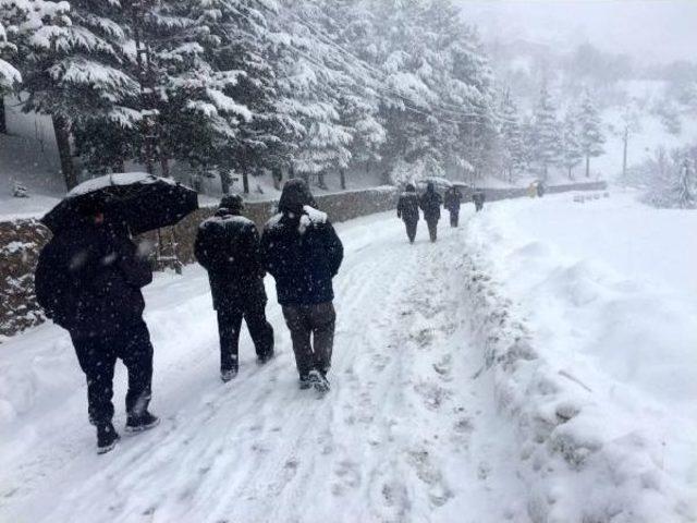 Akseki'de Okullara Kar Tatili (2)