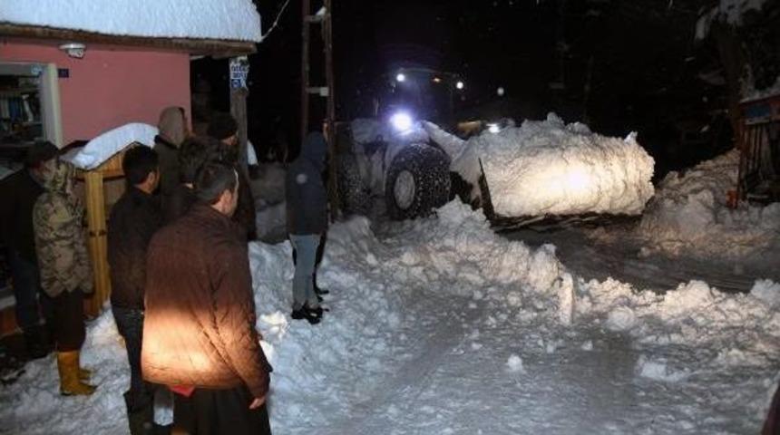 Kardan Kapalı Yollarının Açılması Için Asılsız Ihbarlarda Bulunmuşlar