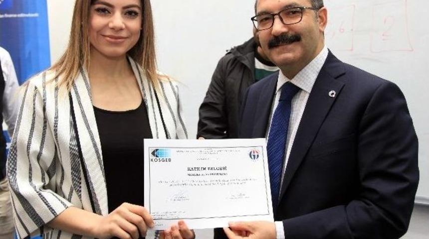 Rekt&ouml;r Prof. Dr. G&uuml;r: