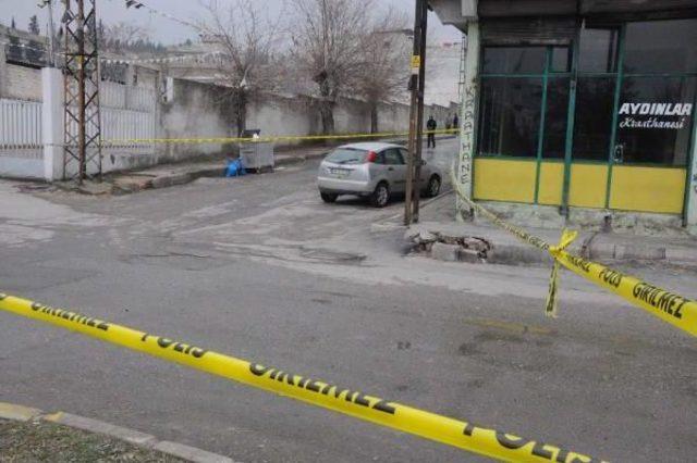 Gaziantep'te, Çalıntı Otomobil Terk Edilmiş Bulundu