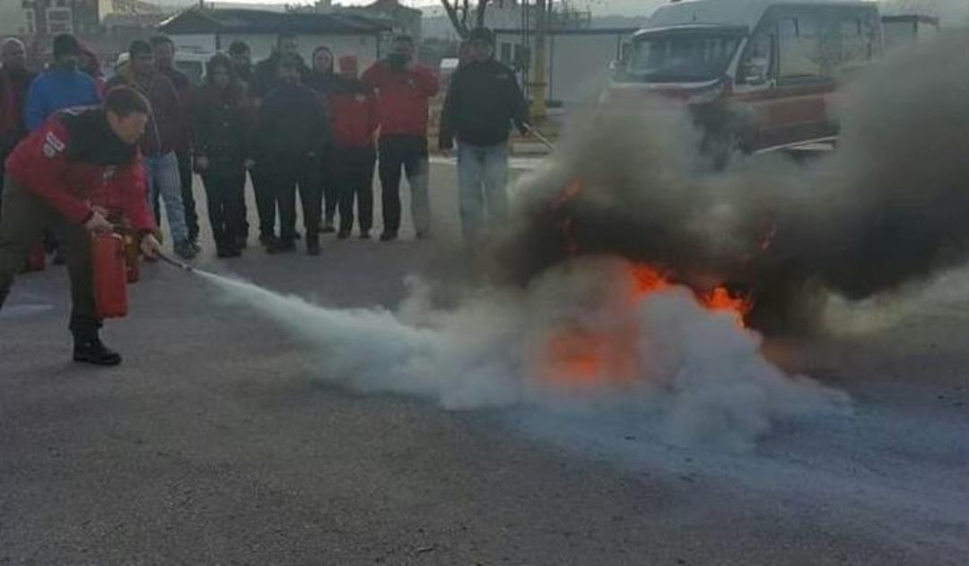 Akut, İtfaiye Eğitimlerini Tamamladı