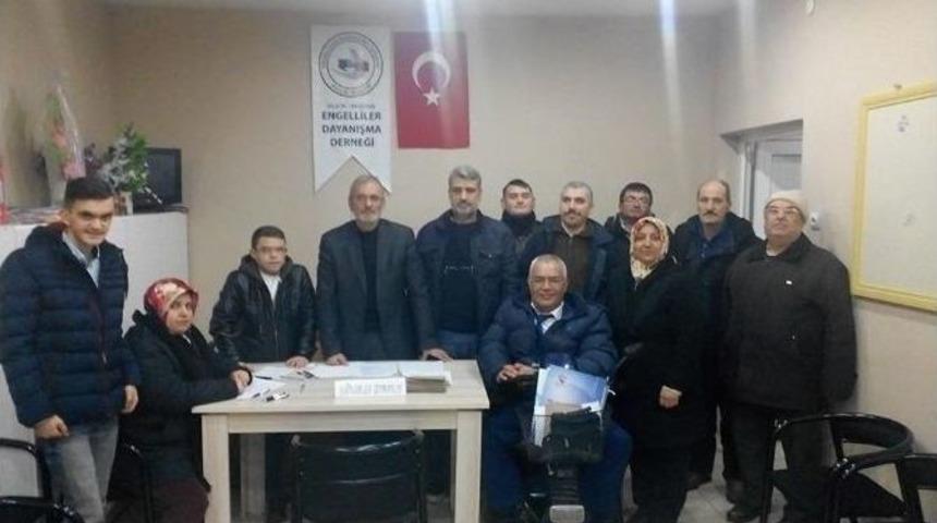 Engelliler Derneği Başkanı İsmail &Ccedil;elik G&uuml;ven Tazeledi
