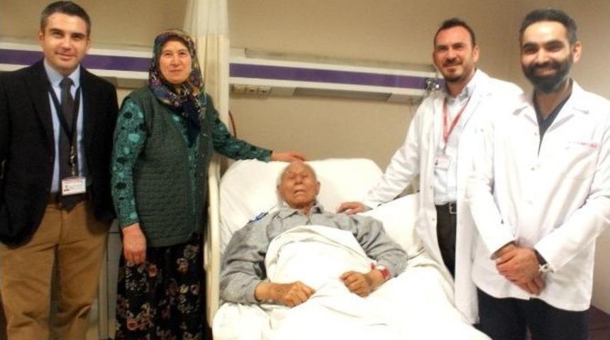 Karın Ağrısı Şikayeti İle Geldiler, Hayatları Kurtuldu