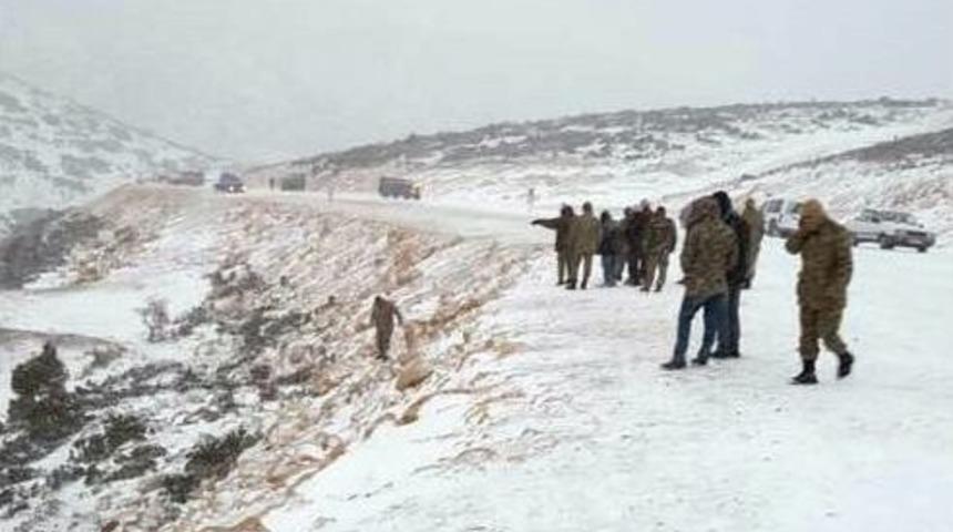 Isparta&rsquo;da Askeri Ara&ccedil; Kaza Yaptı: 3 Asker Hafif Yaralı