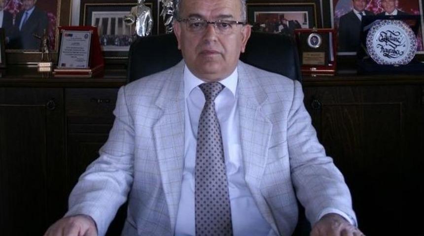 Milas&rsquo;ta Eski Başkan Kalp Krizi Ş&uuml;phesiyle Hastaneye Kaldırıldı