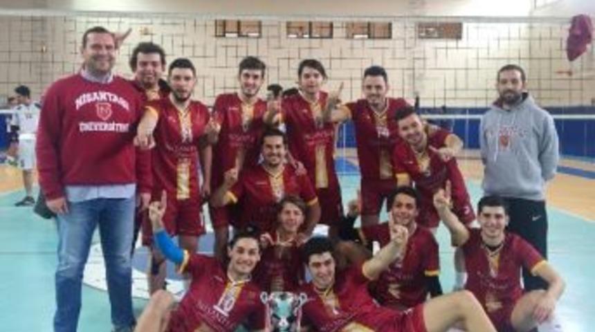 Nişantaşı Erkek Voleybol Takımı Şampiyon
