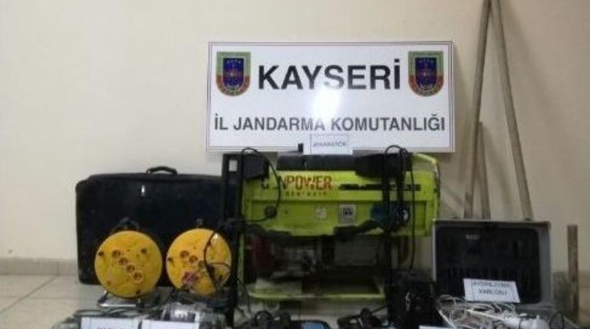 Define Avcılarına Su&ccedil;&uuml;st&uuml;