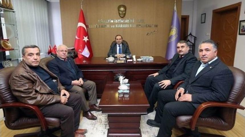 Vali Işık&rsquo;tan İş D&uuml;nyası Turu