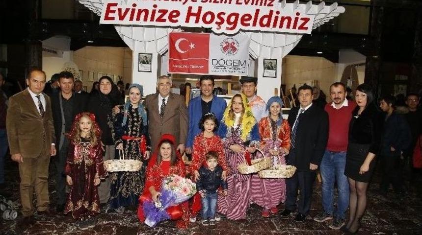 D&ouml;şemealtı Belediyesi&rsquo;nde Y&ouml;r&uuml;k K&uuml;lt&uuml;r&uuml; Ve Resim Sergisi