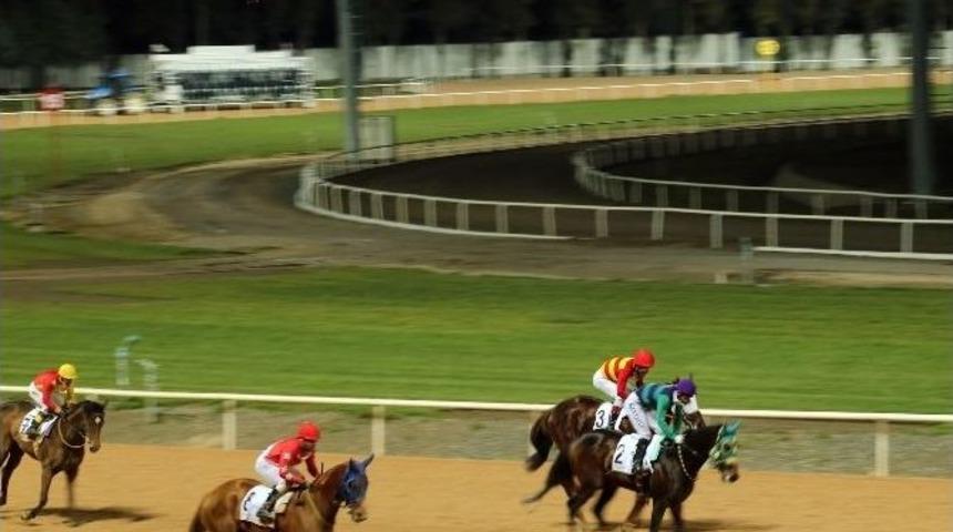 Erdemli&rsquo;nin Tanıtımına Kızkalesi Koşusu İle Destek