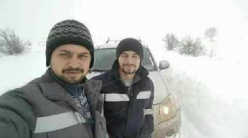 Reşadiye'de Yolcu Otob&uuml;s&uuml; Ile Kamyonet &Ccedil;arpıştı: 1 &Ouml;l&uuml;, 4 Yaralı (2)