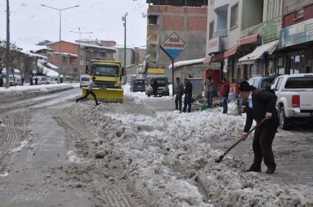 Hakkari'de Karla Mücadele Seferberliği