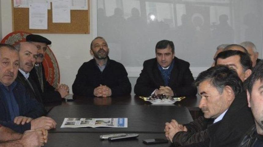 Ak&ccedil;akoca&rsquo;da K&ouml;y Muhtarları &Ccedil;&ouml;plerinin Alınmasını İstiyor