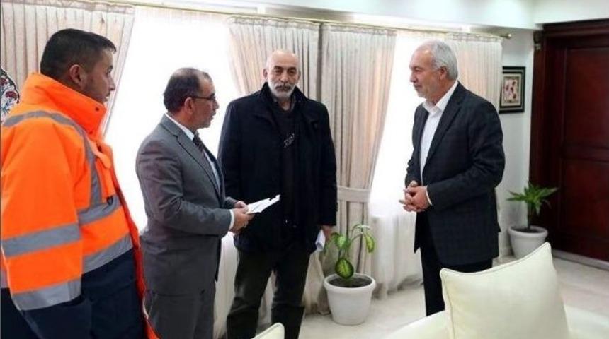 İş&ccedil;ilerin &Ouml;rnek Davranışı