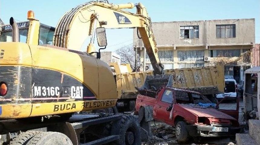 Buca&rsquo;da Hurda Ara&ccedil; Seferberliği