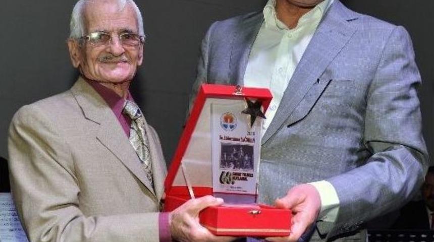 Abdurrahman Yağdıran&rsquo;a Sanatta 60. Yıl &Ouml;d&uuml;l&uuml;