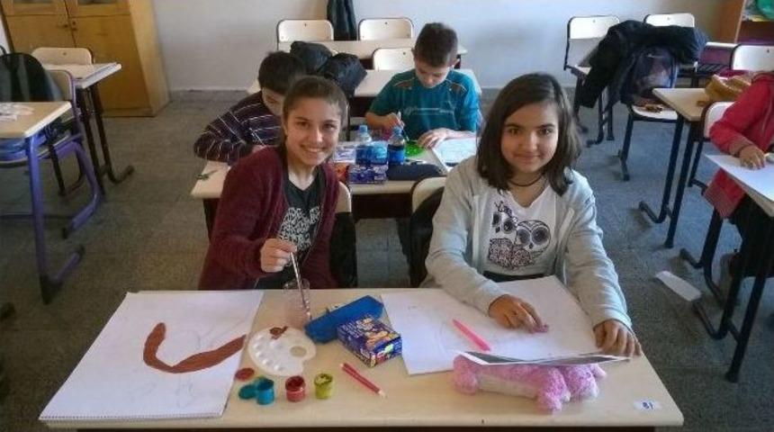 67 Burda Avm&rsquo;den Okullara Destek